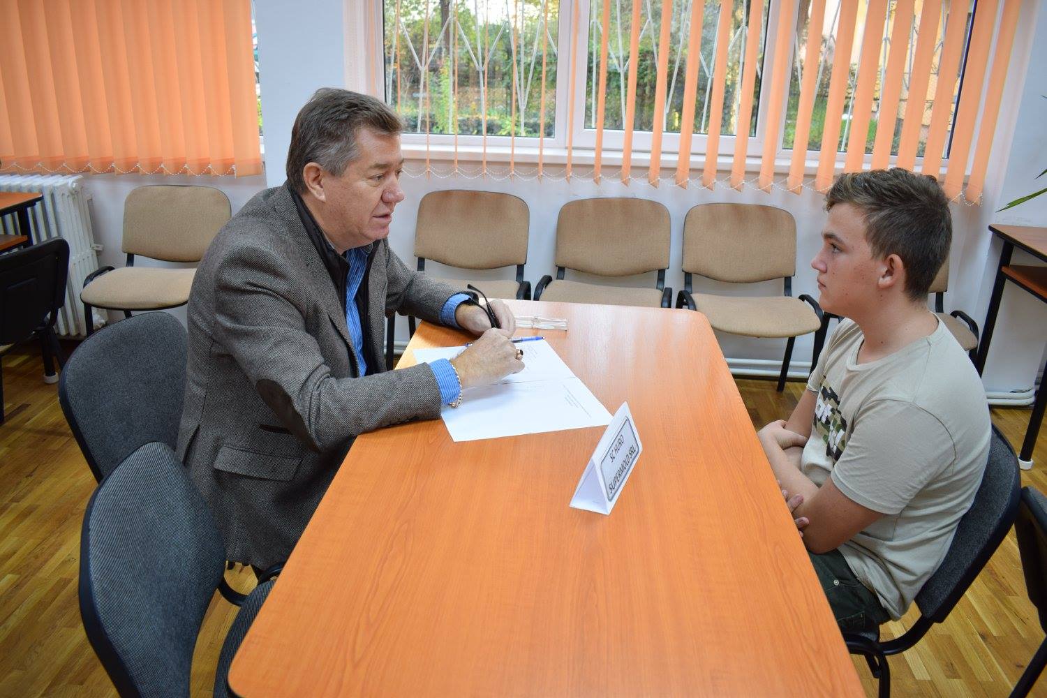 interviu firme